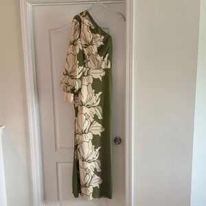 Kay Unger Green and Cream Floral Maxi Dress